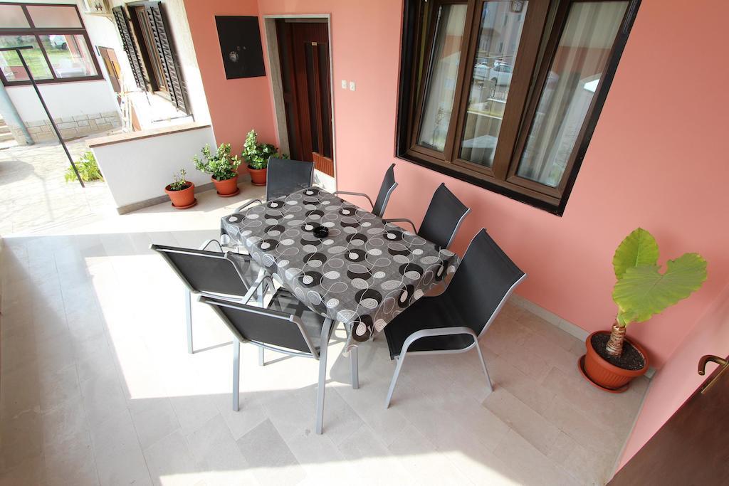 Apartment Ari Rovinj Exterior photo