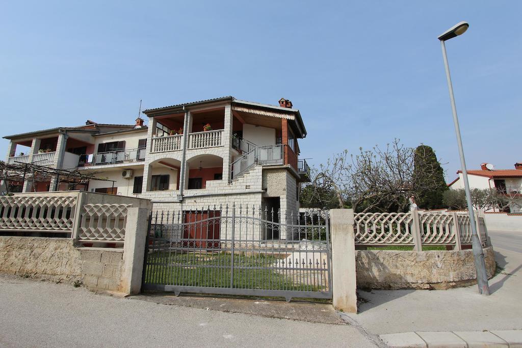 Apartment Ari Rovinj Exterior photo